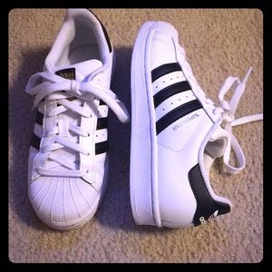 Adidas Superstar Sneakers